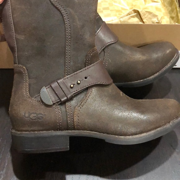 UGG Dayle Tall Boots - Picture 6 of 10